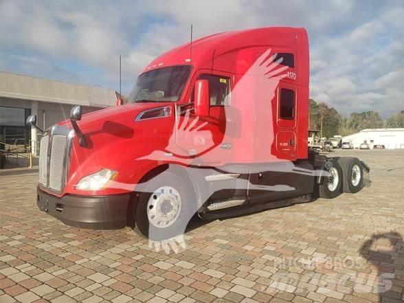 Kenworth T680 Trekkers