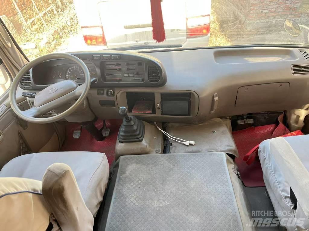 Toyota Coaster Intercitybussen