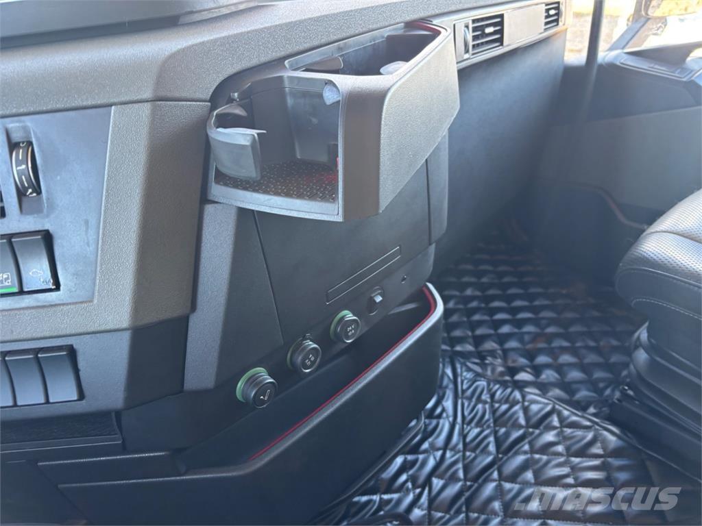 Volvo FH 540 6X4 Trekkers