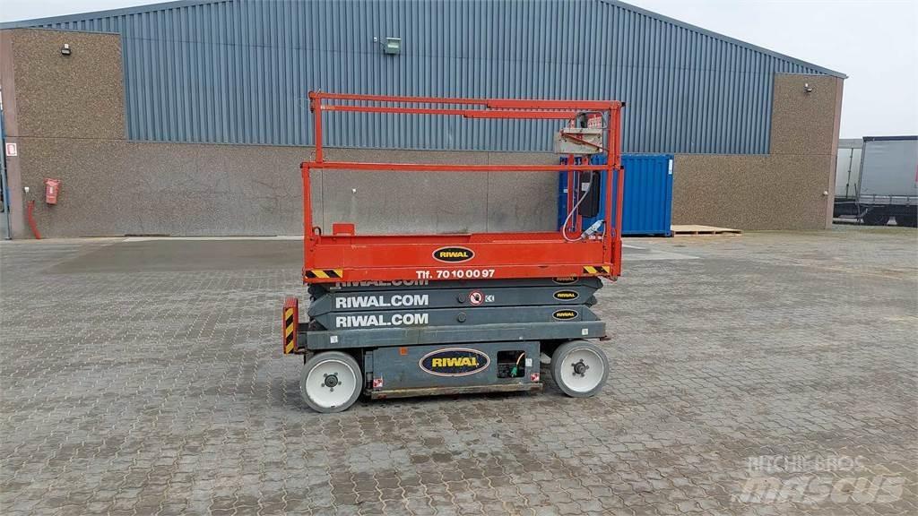 SkyJack SJIII3220 Schaarhoogwerkers