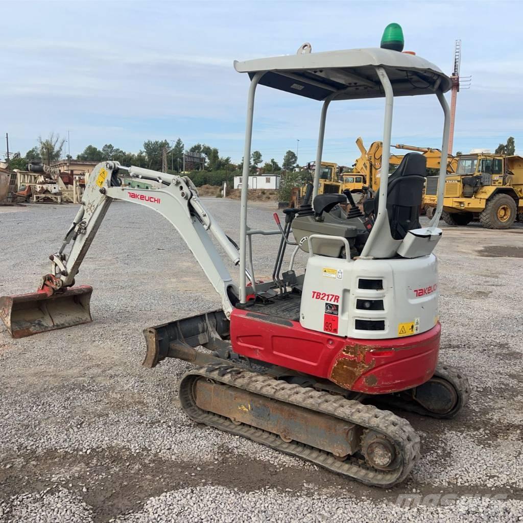 Takeuchi TB 217 R Minigraafmachines < 7t