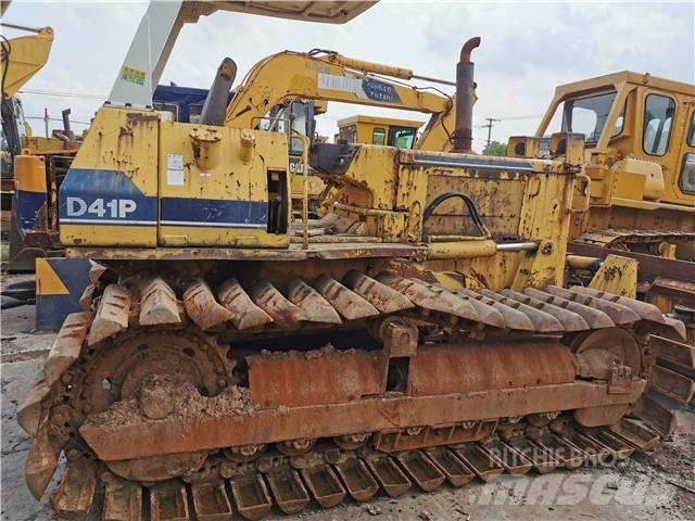 Komatsu D41P Rupsdozers