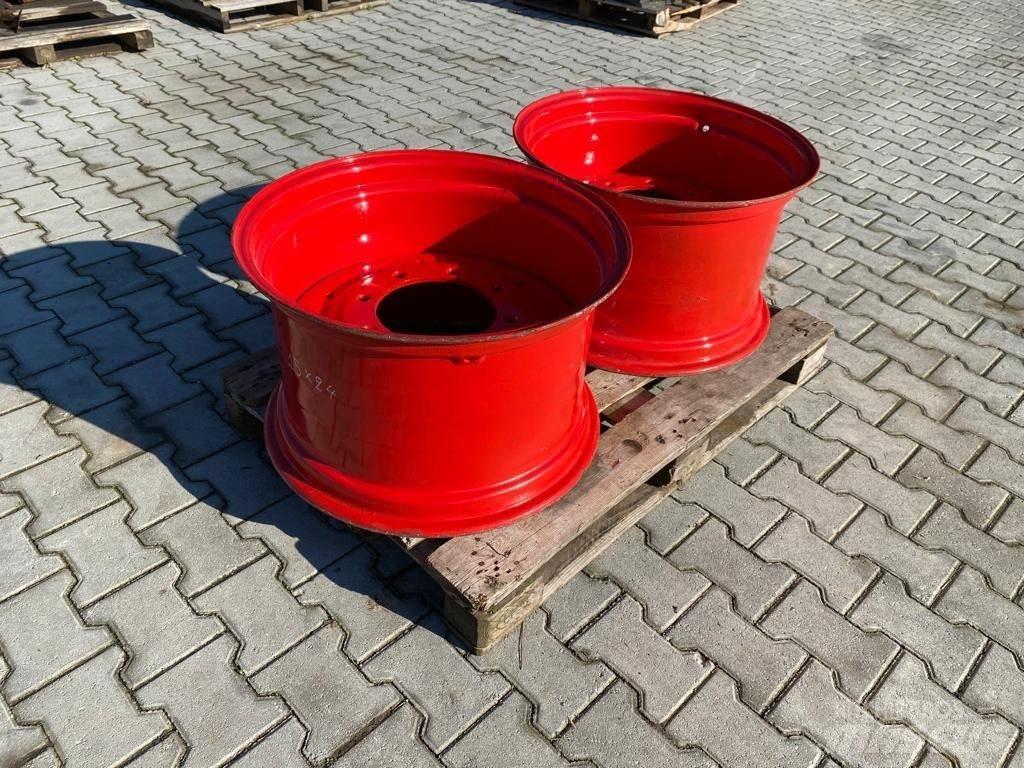 Fendt RIMS 15X24 Banden, wielen en velgen