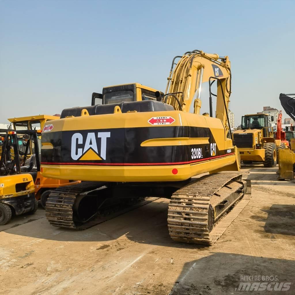 CAT 320 B L Rupsgraafmachines