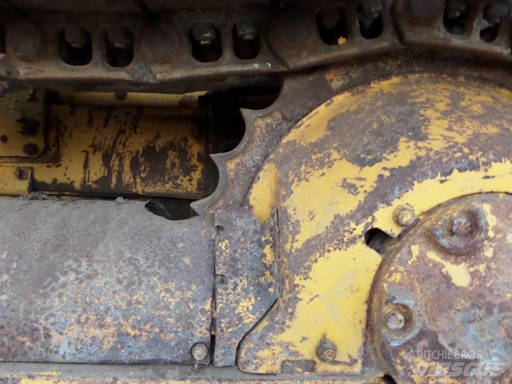 CAT D 4 E Rupsdozers
