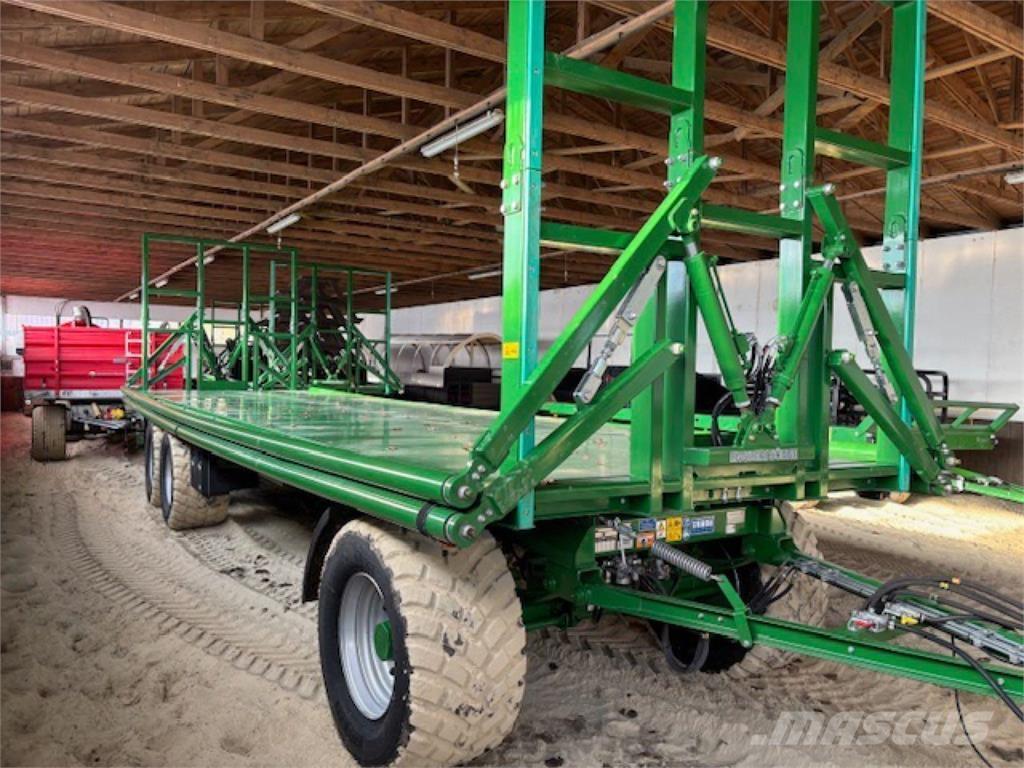 Kröger PWO 24 Balenwagens