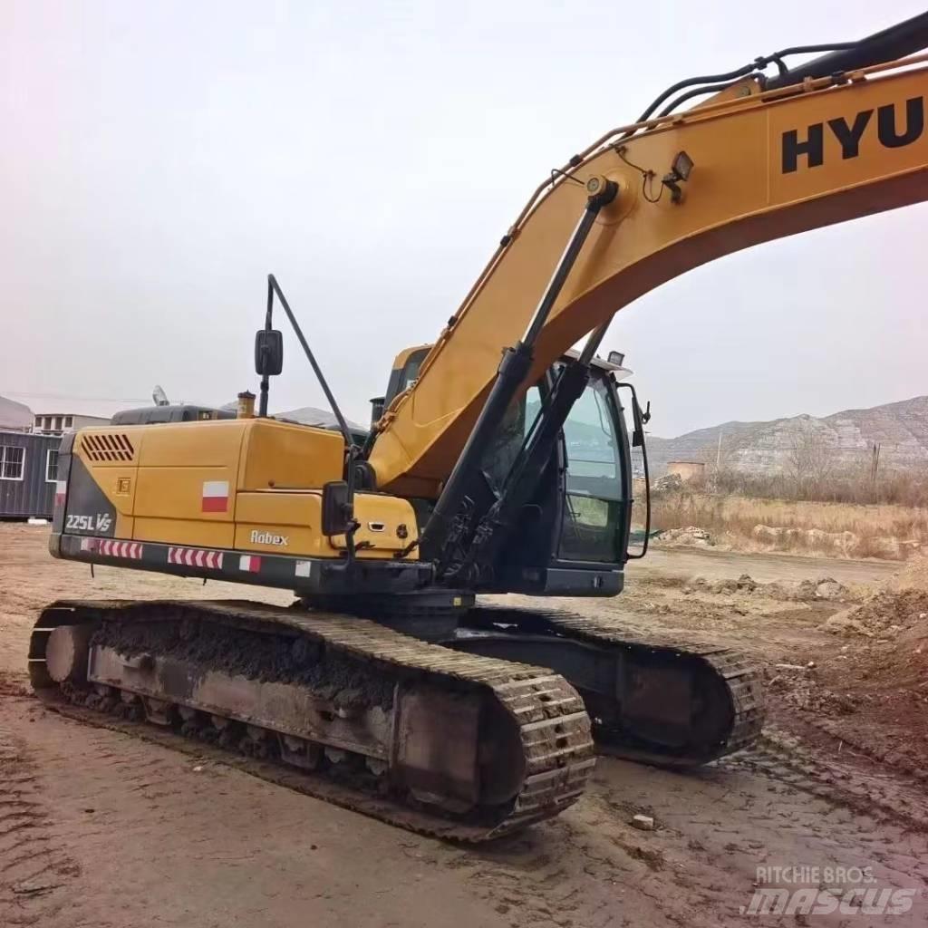 Hyundai R225LVS Wielgraafmachines