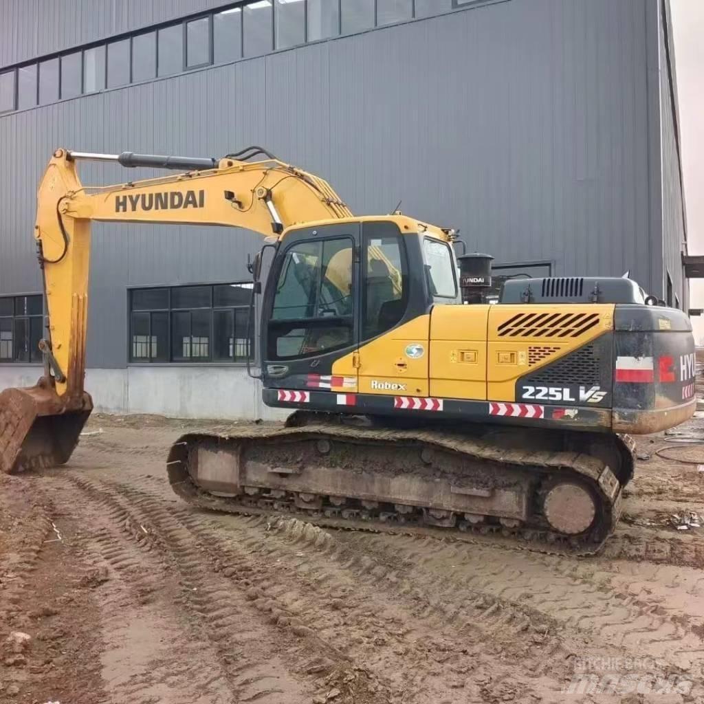 Hyundai R225LVS Wielgraafmachines