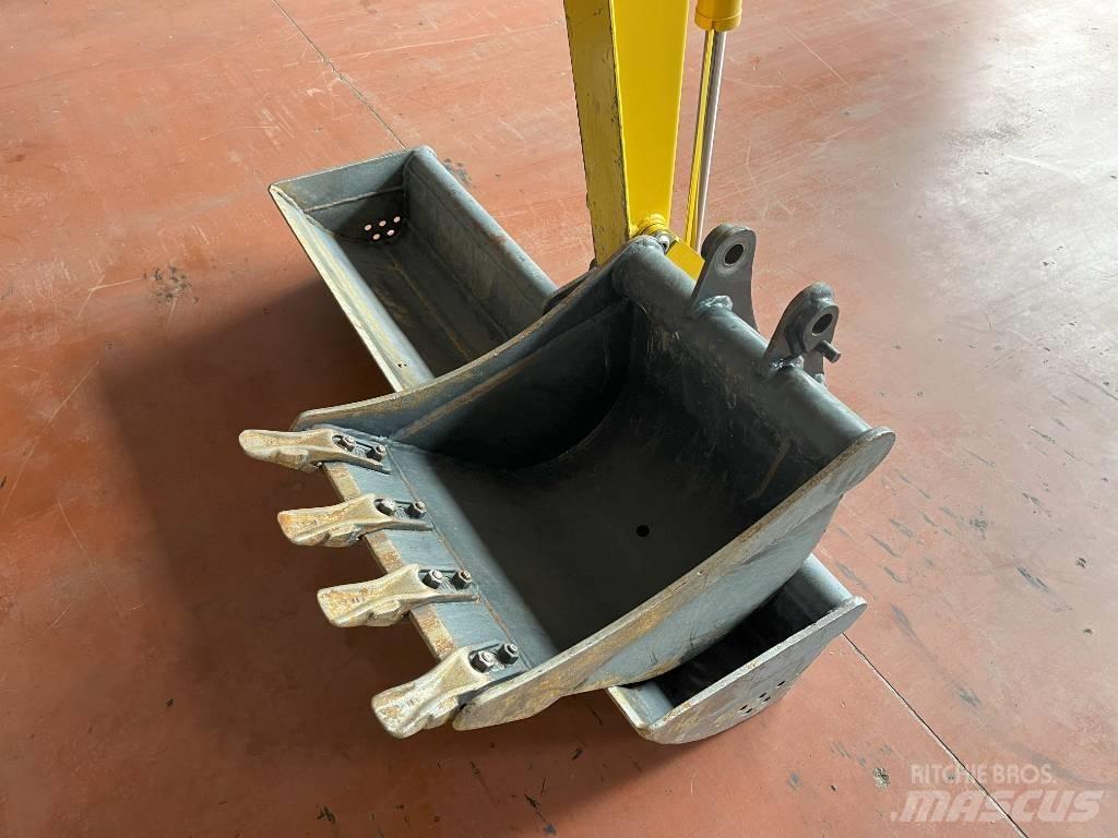 Komatsu PC 24 MR 5 Minigraafmachines < 7t