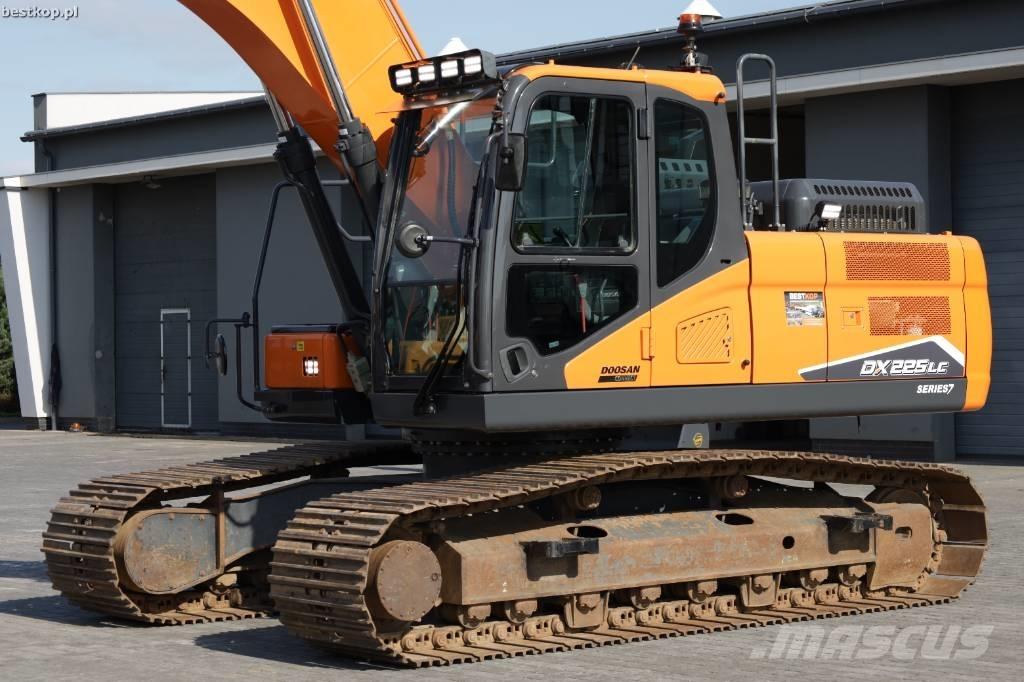 Doosan DX 225 LC-7 Rupsgraafmachines