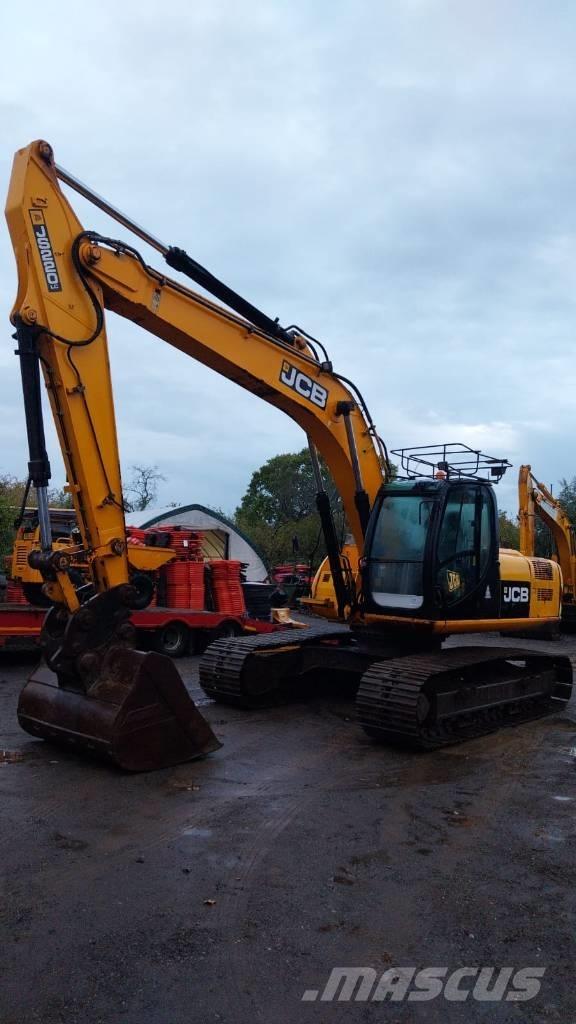 JCB JS 220 LC Rupsgraafmachines