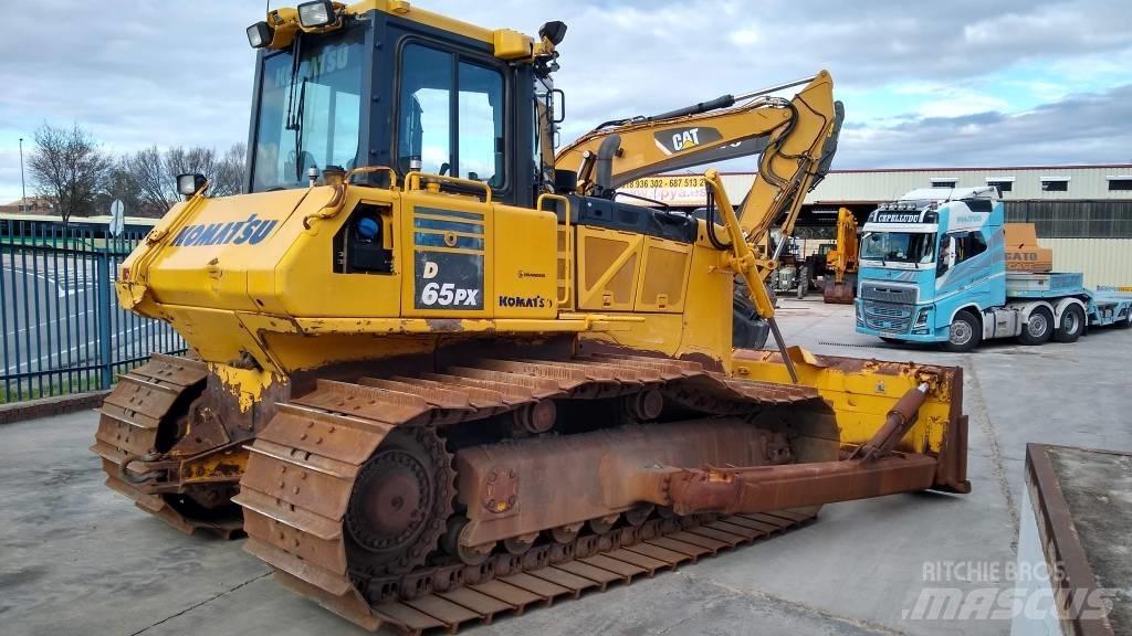 Komatsu D65PX-18 Rupsdozers