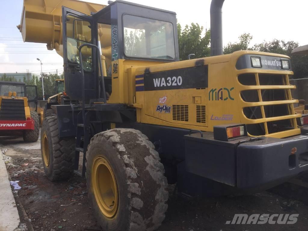 Komatsu WA 320-3 Wielladers