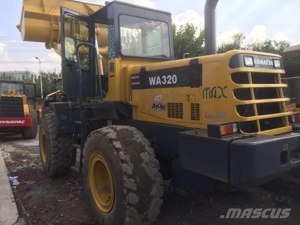 Komatsu WA 320-3 Wielladers