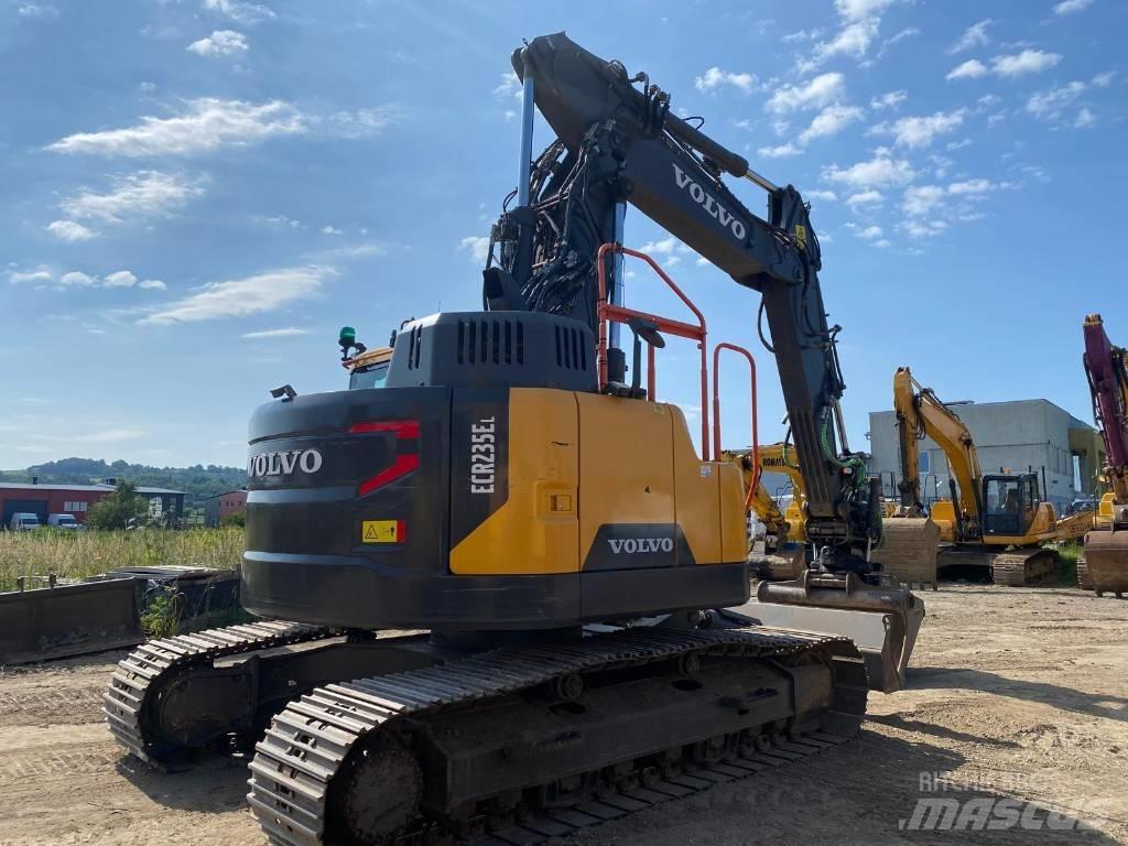 Volvo ECR 235 Rupsgraafmachines