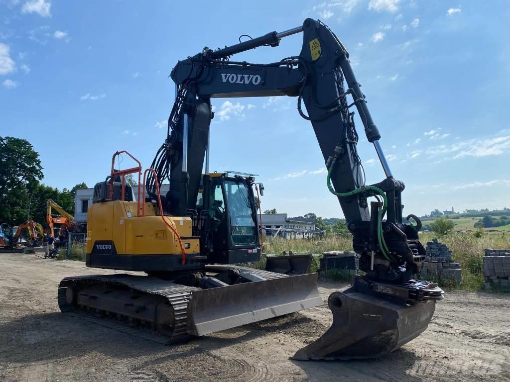 Volvo ECR 235 Rupsgraafmachines