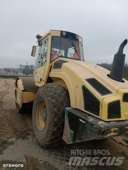 Bomag BW 213 D-4 Trilrolwalsen