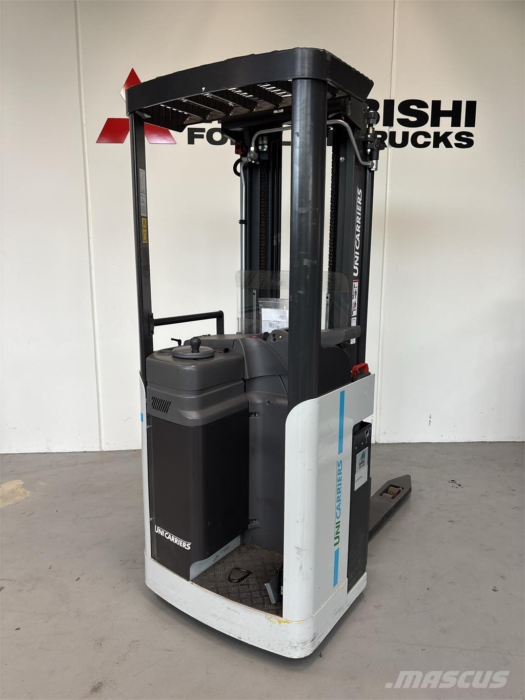 Atlet A160 Zelfrijdende stapelaars