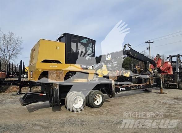 CAT 559D Boomstamladers