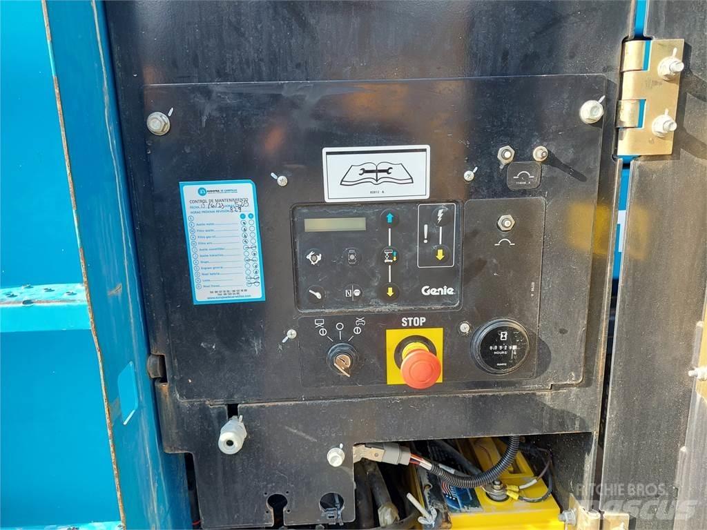 Genie GS4390 Schaarhoogwerkers
