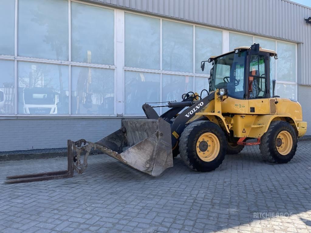 Volvo L 30 G     2018     CE Wielladers