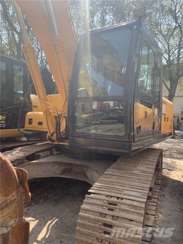 Hyundai R215-7 Rupsgraafmachines