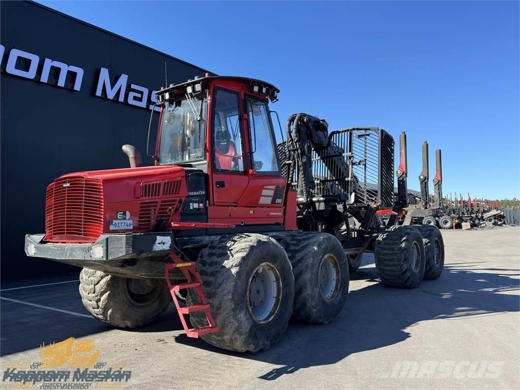Komatsu 895 Forwarders