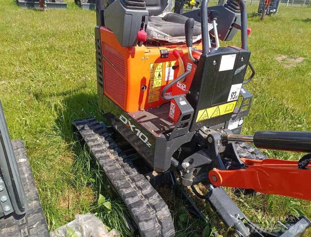 Develon DX 10 Z Minigraafmachines < 7t