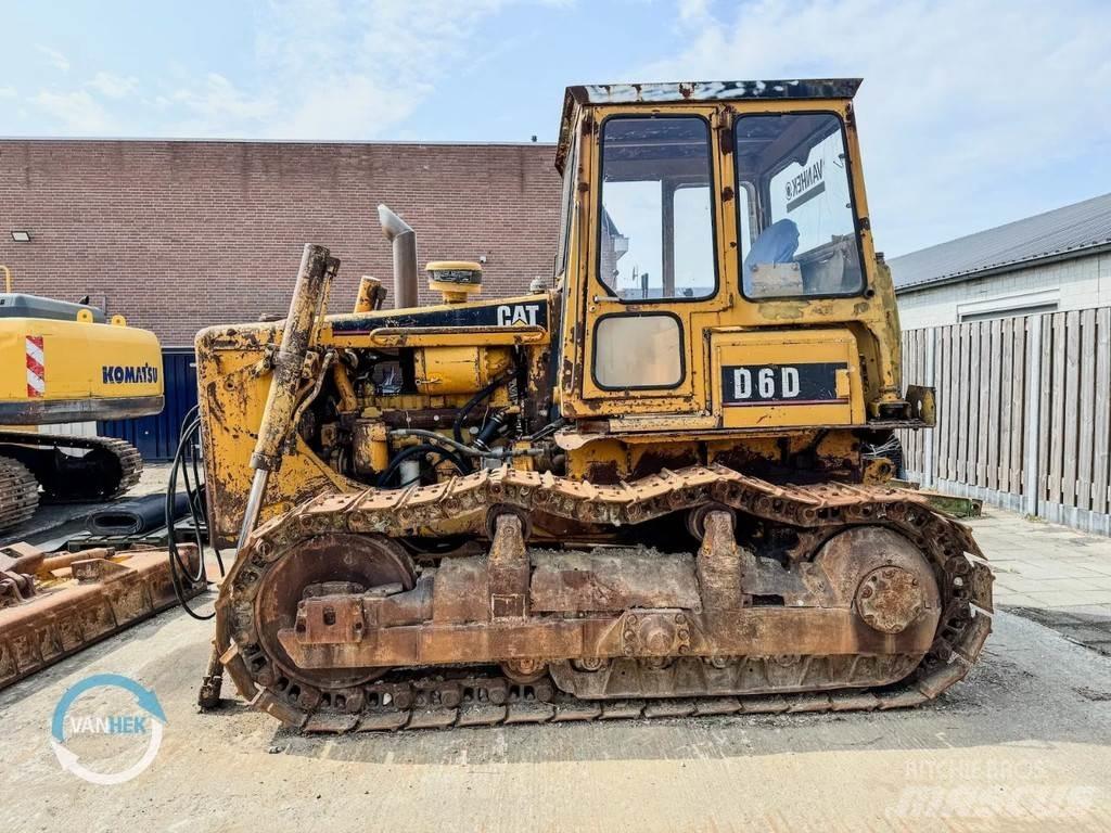 CAT D6D Rupsdozers