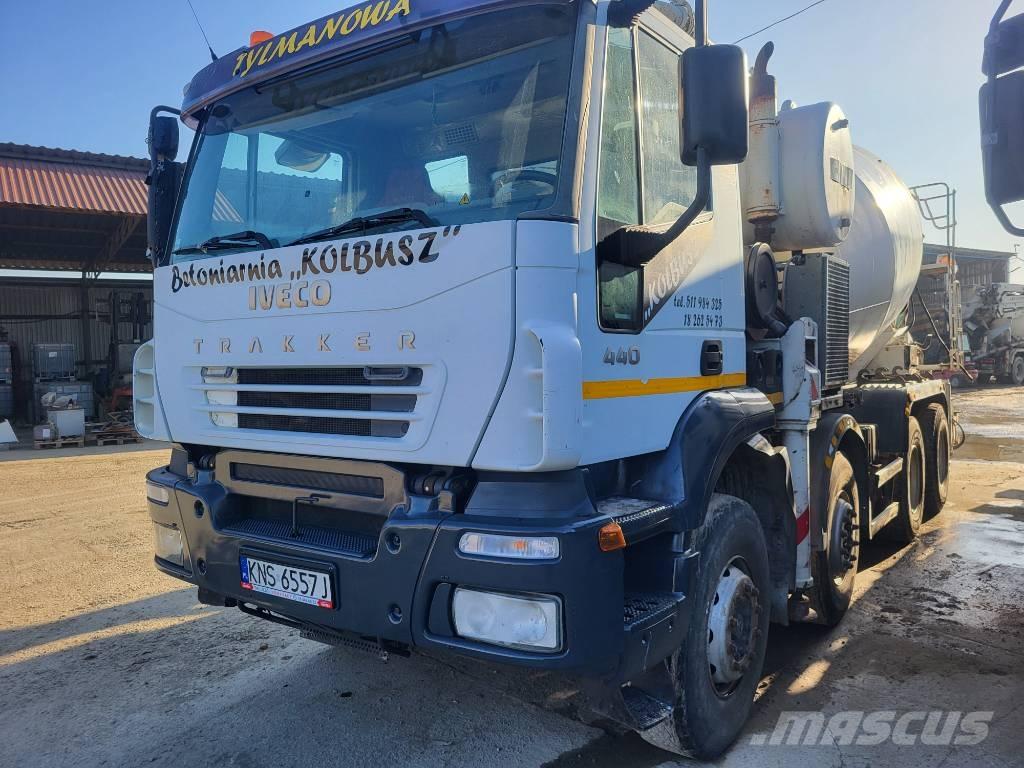 Iveco Trakker Betonmixers en pompen