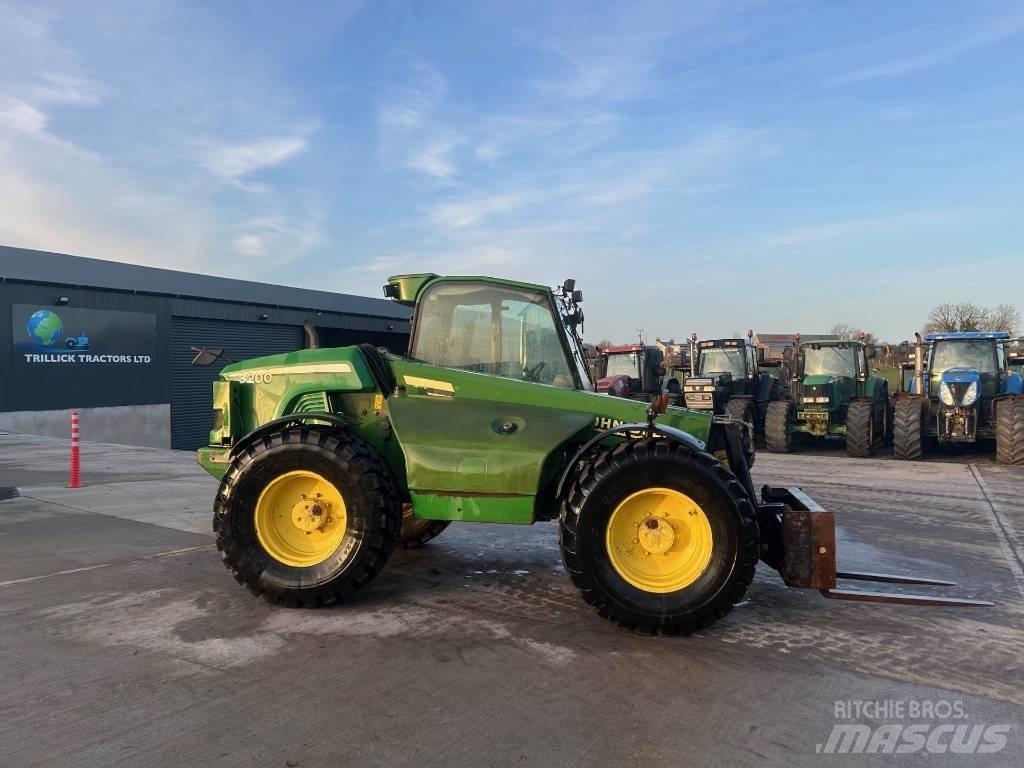 John Deere 3200 Verreikers