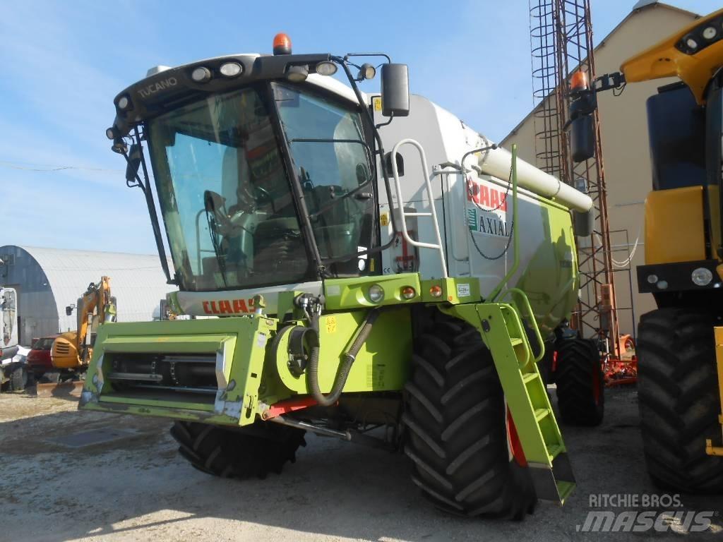 CLAAS Tucano 440 Maaidorsmachines