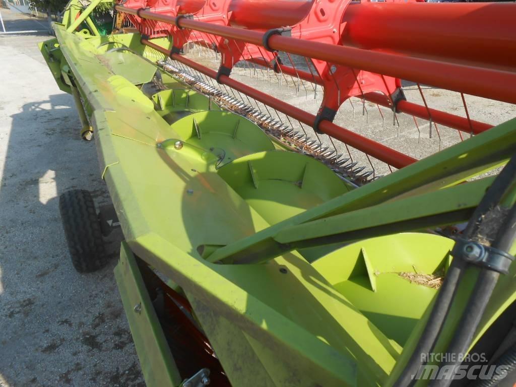 CLAAS Tucano 440 Maaidorsmachines