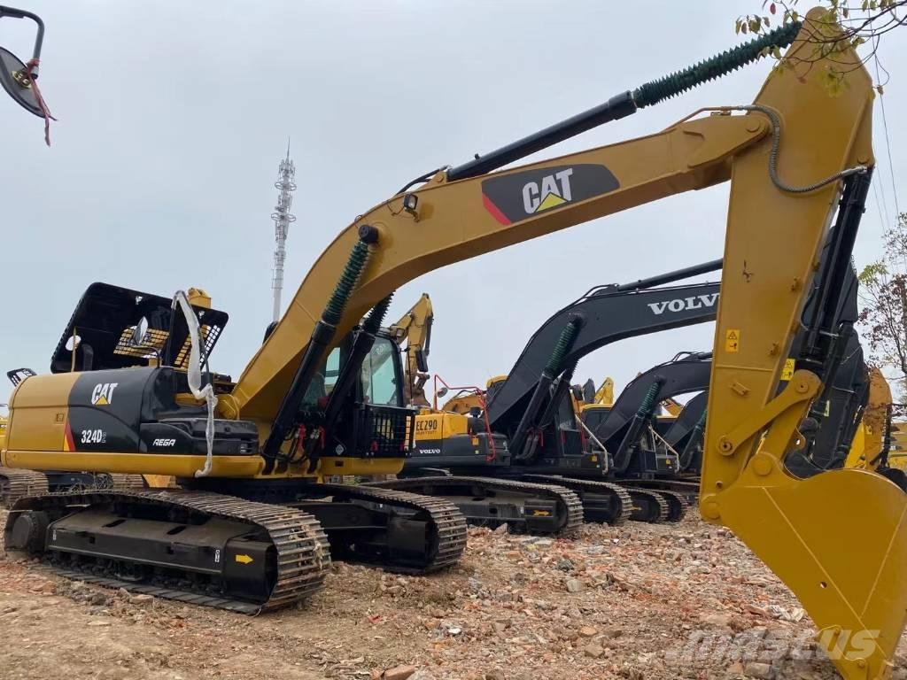 CAT 324 Rupsgraafmachines