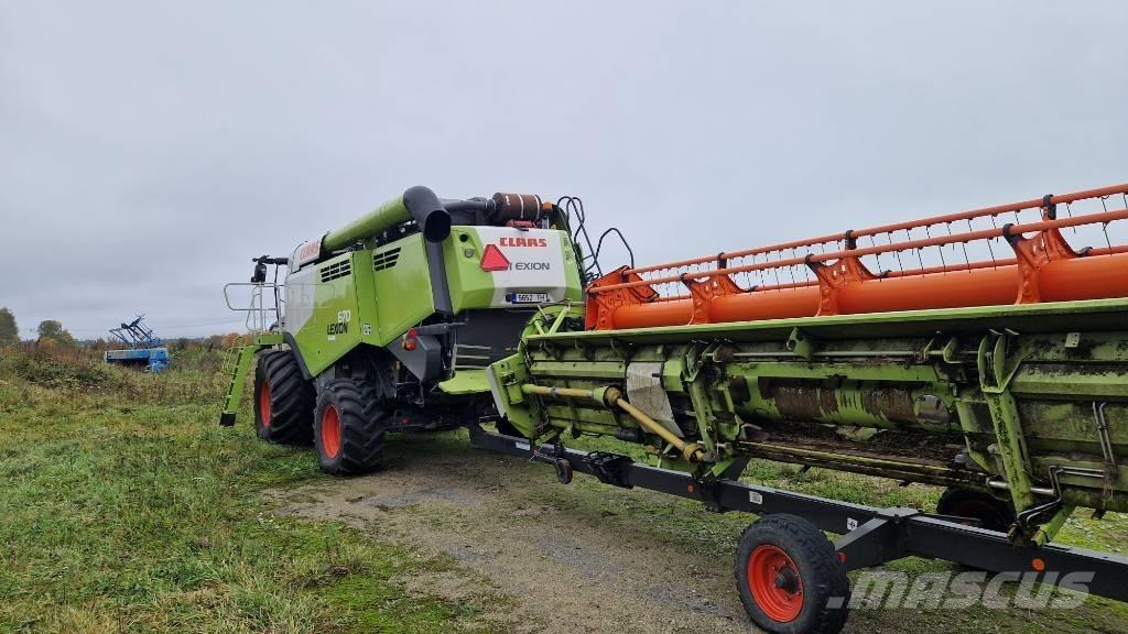 CLAAS Lexion 670 Maaidorsmachines