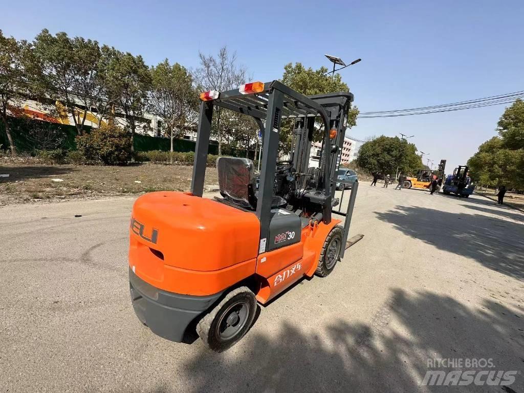 Heli CPC 30 Diesel heftrucks