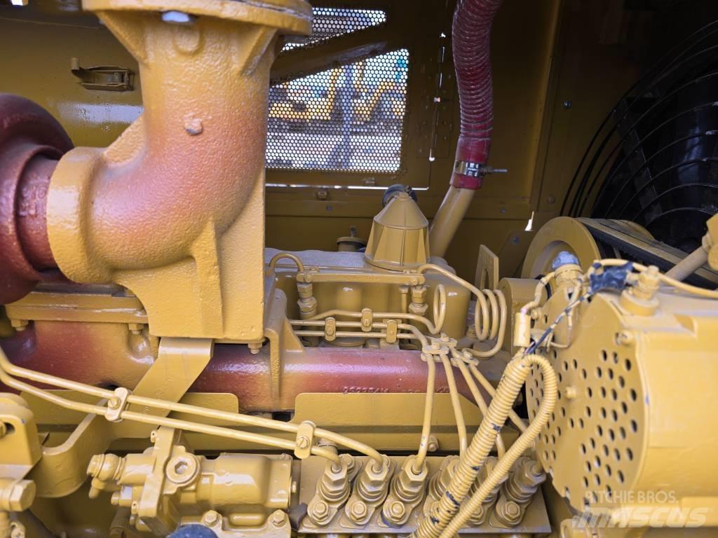 CAT D7G Rupsdozers