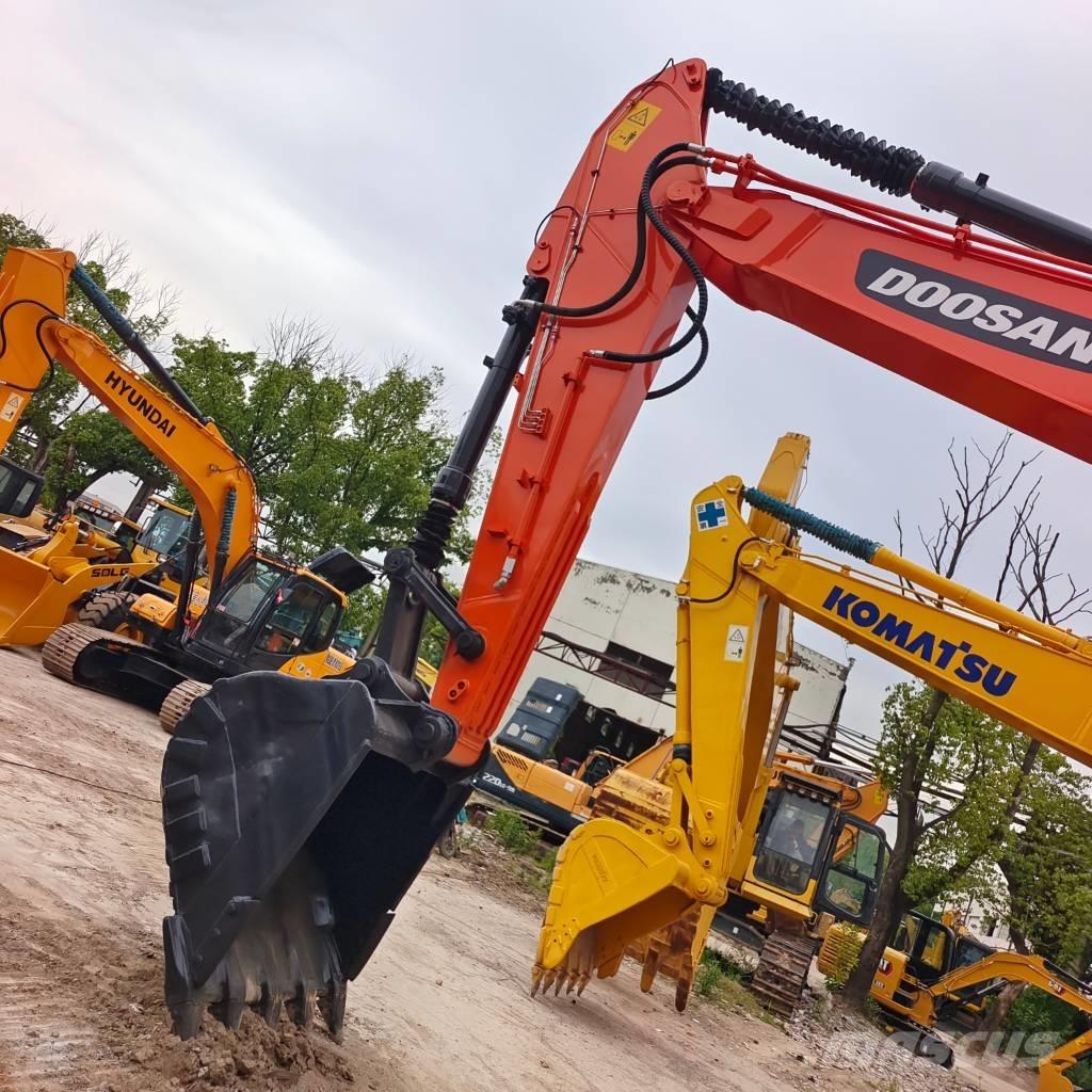 Doosan DX 300 LCA Rupsgraafmachines