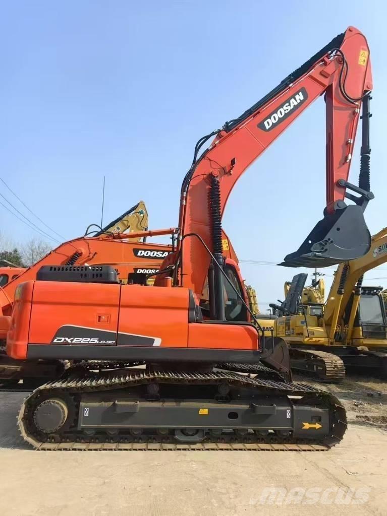 Doosan DX 225 LC Rupsgraafmachines