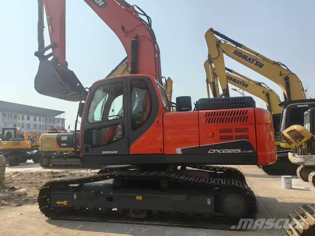 Doosan DX 225 LC Rupsgraafmachines