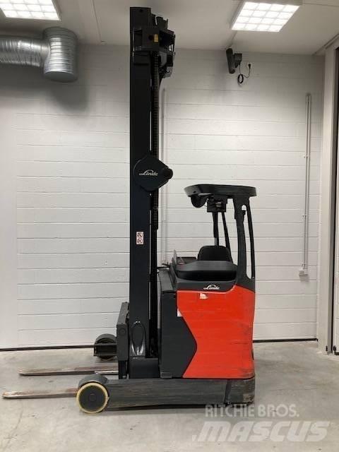 Linde R14HD/1120 Reachtruck voor hoog niveau