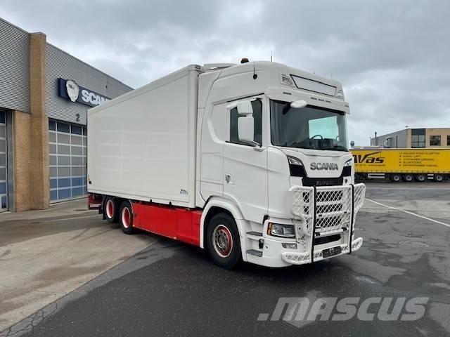 Scania S 650 Bakwagens met gesloten opbouw