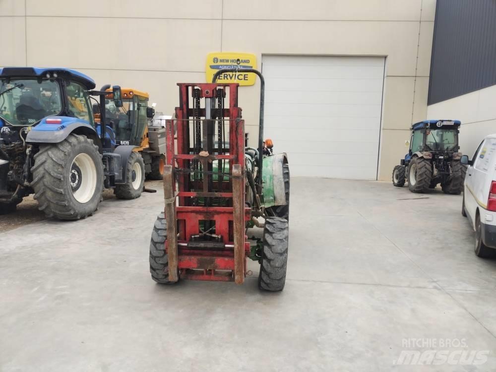 John Deere 2450 Tractoren