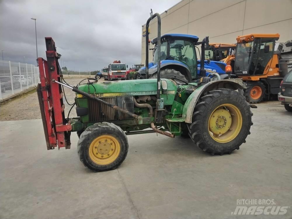 John Deere 2450 Tractoren