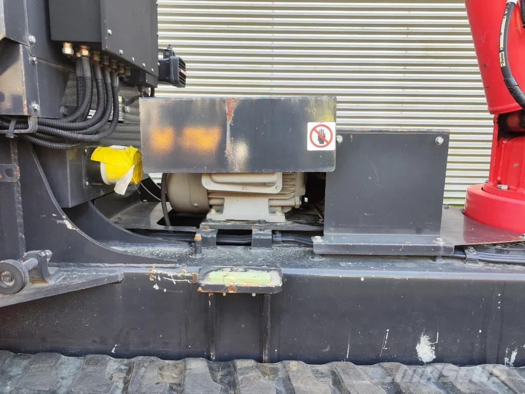 Unic URW 506 CDE Mini hijskraan