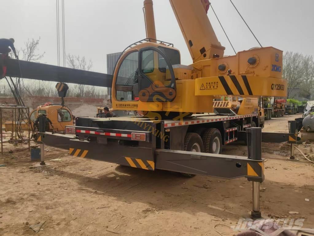 XCMG QY25K5D_1 Kranen voor alle terreinen