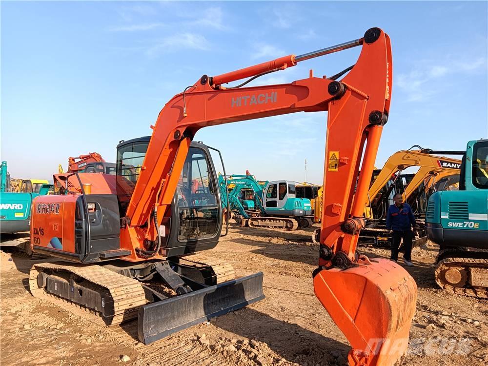 Hitachi ZX 60 Rupsgraafmachines