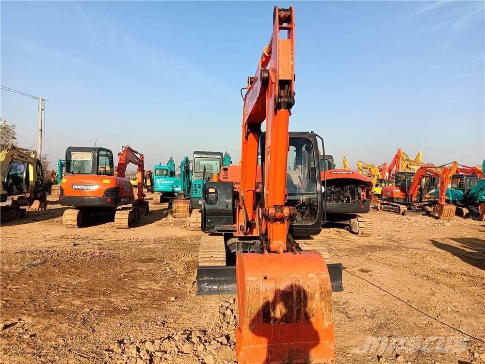 Hitachi ZX 60 Rupsgraafmachines