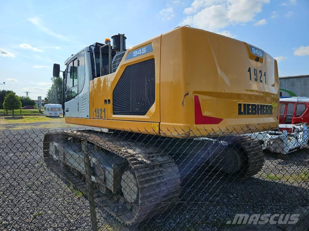 Liebherr R 945 Rupsgraafmachines