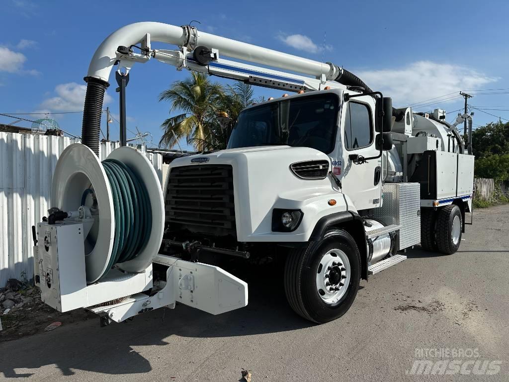 Freightliner 108 SD Kolkenzuigers